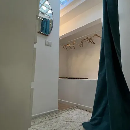 Holiday In Testaccio 2terraces 2room 3guest Ferienhaus